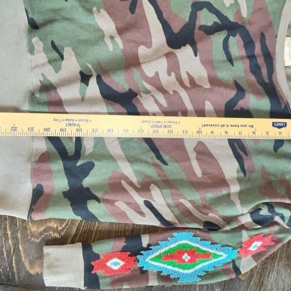 Ralph Lauren Denim & Supply Camo sweatshirt Native Western beaded design Large - Picture 8 of 9